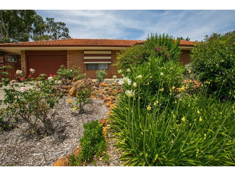 13 Booligal Street, Lesmurdie WA 6076