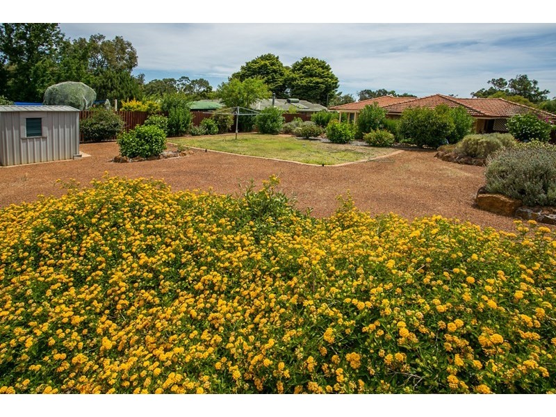 13 Booligal Street, Lesmurdie WA 6076