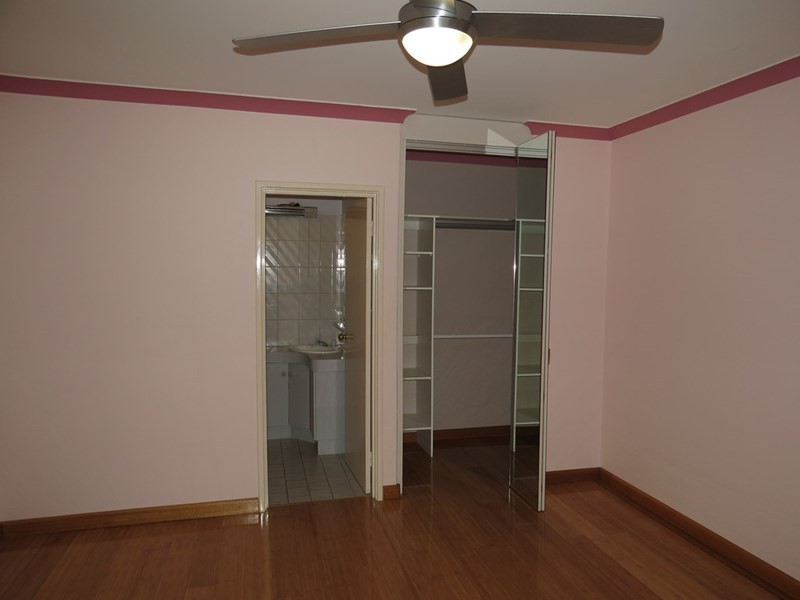 5 Raymond Road, Walliston WA 6076