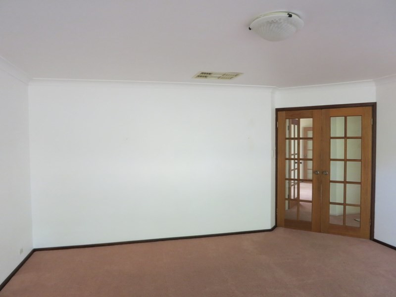 10 Chislehurst Road, Lesmurdie WA 6076