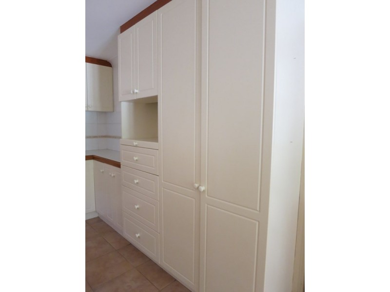 10 Chislehurst Road, Lesmurdie WA 6076