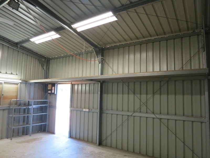 10 Chislehurst Road, Lesmurdie WA 6076