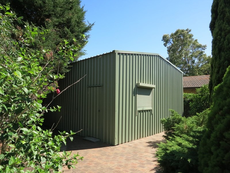 10 Chislehurst Road, Lesmurdie WA 6076
