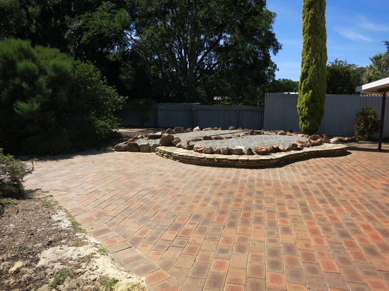10 Chislehurst Road, Lesmurdie WA 6076