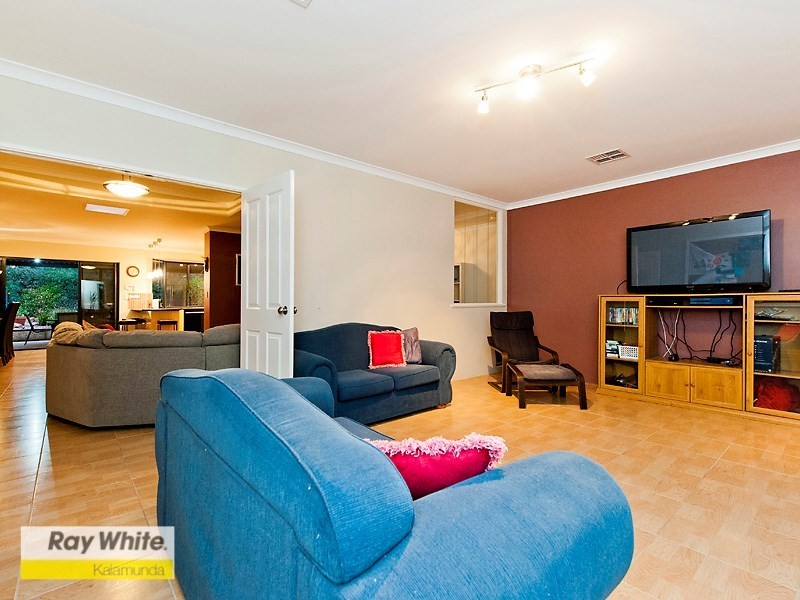 161 Railway Road, Gooseberry Hill WA 6076