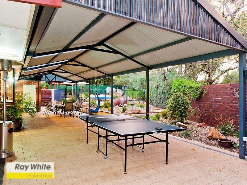 161 Railway Road, Gooseberry Hill WA 6076