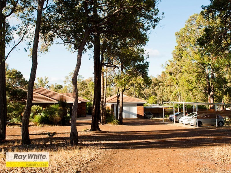 10 Salicina Garden, Roleystone WA 6111