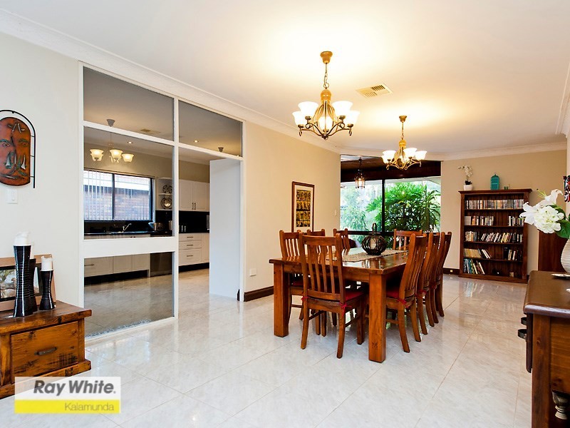 10 Salicina Garden, Roleystone WA 6111