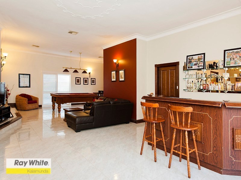 10 Salicina Garden, Roleystone WA 6111