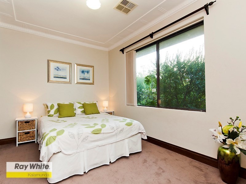 10 Salicina Garden, Roleystone WA 6111