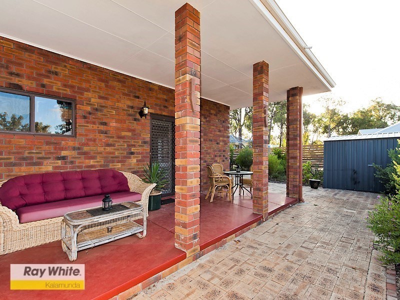 10 Salicina Garden, Roleystone WA 6111