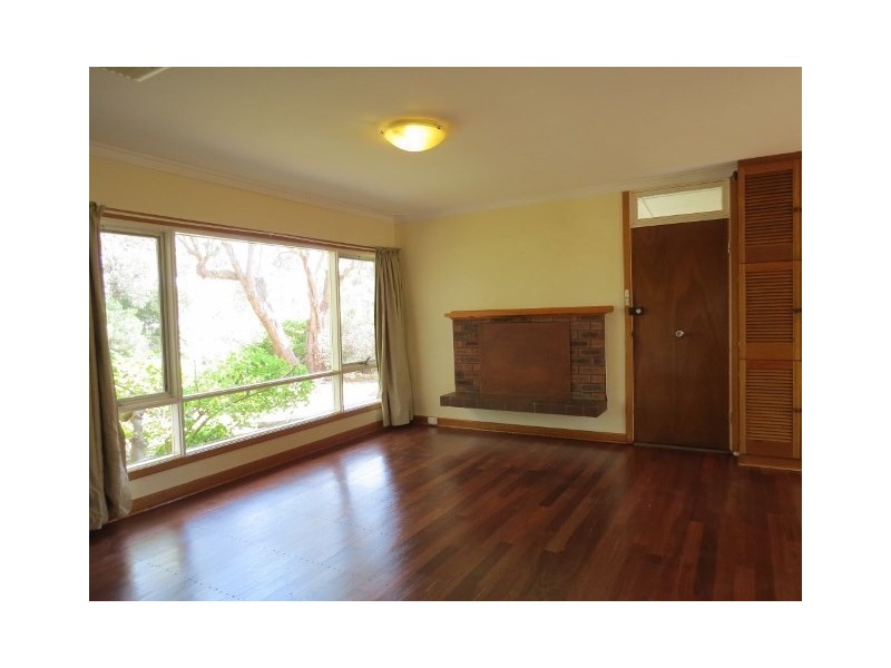 2 Lane Road, Kalamunda WA 6076