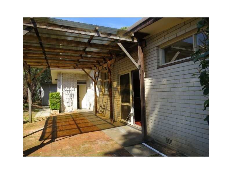 2 Lane Road, Kalamunda WA 6076