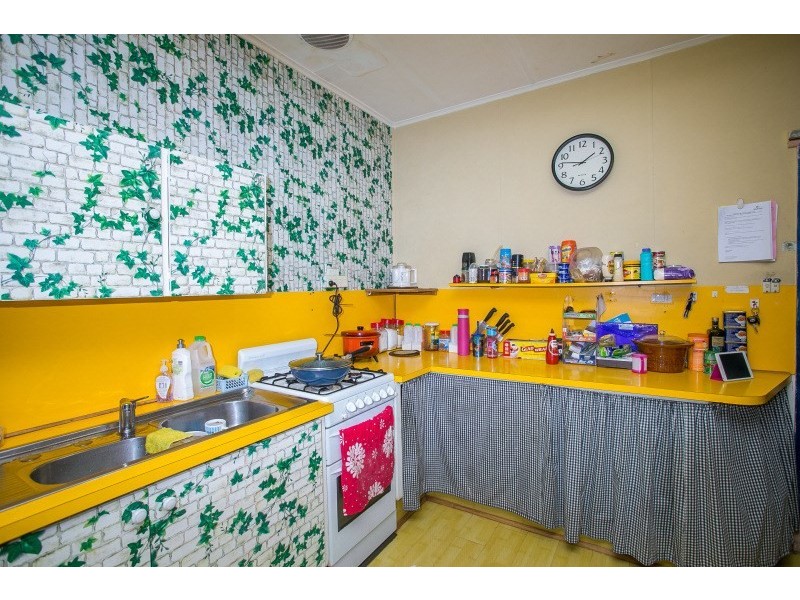 25 Cotherstone Road, Kalamunda WA 6076