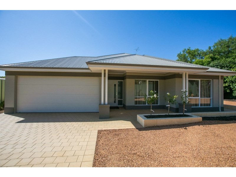 64A Williams Street, Gooseberry Hill WA 6076