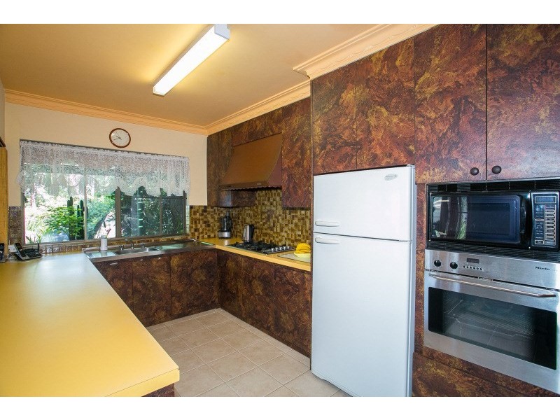 5 Grenville Road, Gooseberry Hill WA 6076