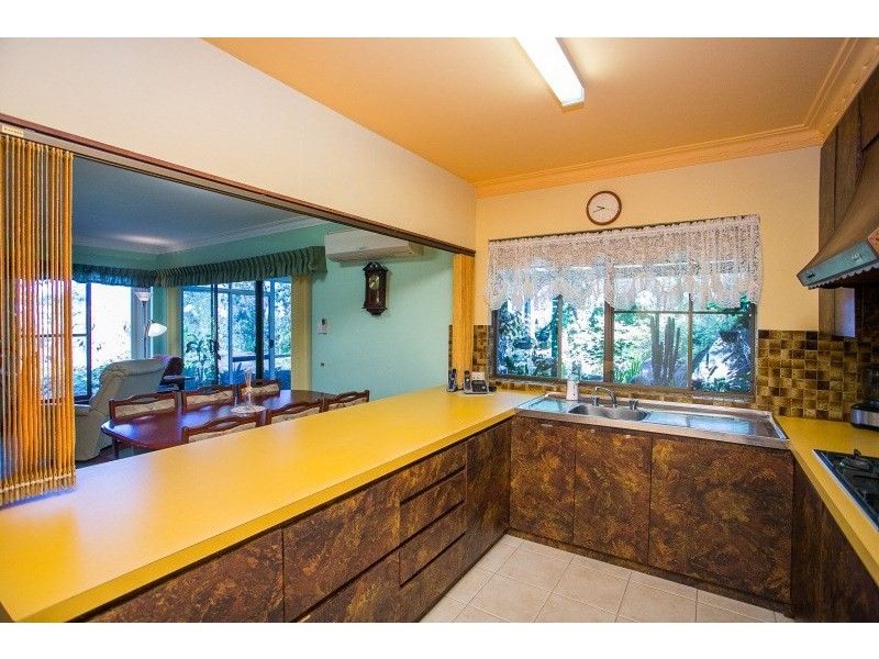 5 Grenville Road, Gooseberry Hill WA 6076