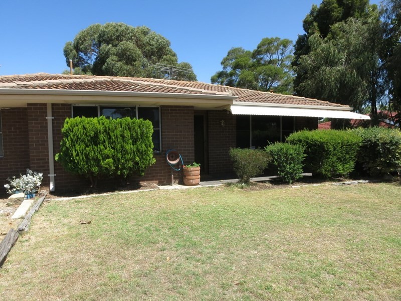 17 Jacobina Way, Forrestfield WA 6058