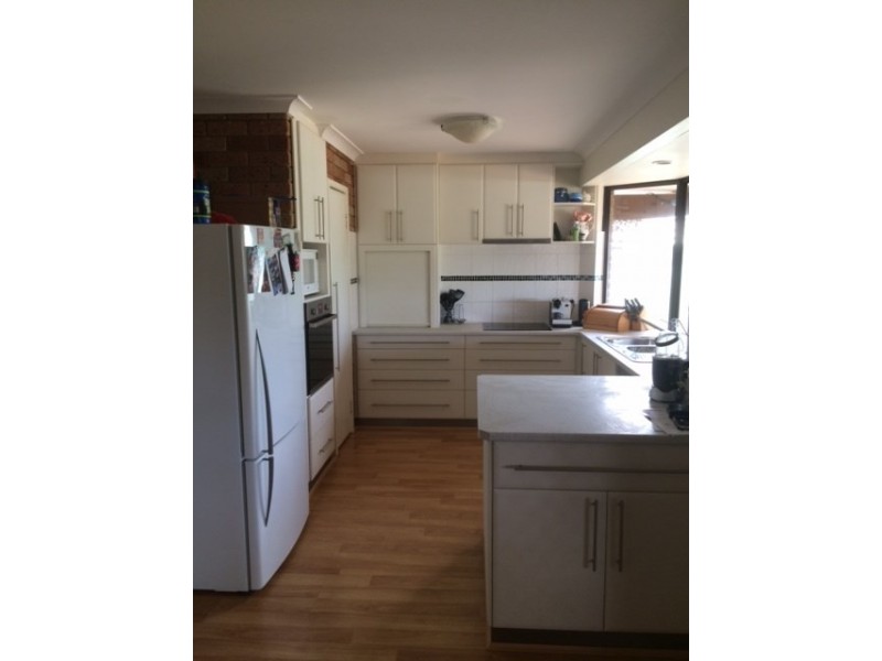 19 Ind Street, Lesmurdie WA 6076