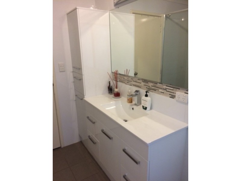 19 Ind Street, Lesmurdie WA 6076