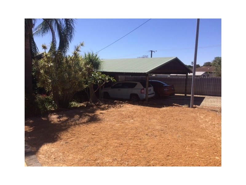 19 Ind Street, Lesmurdie WA 6076