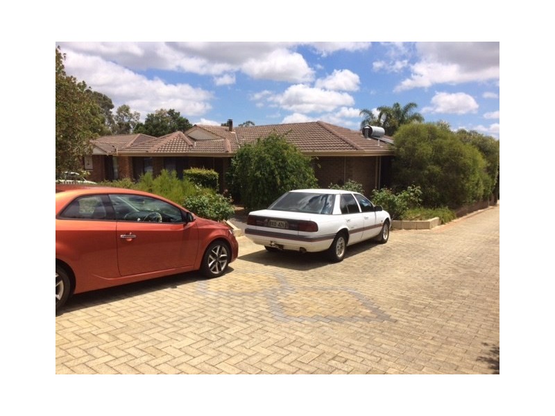 19 Ind Street, Lesmurdie WA 6076