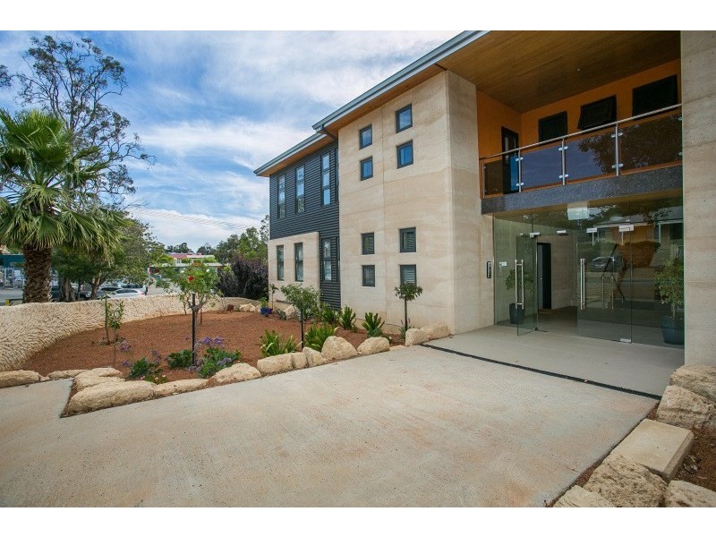 1B School Street, Kalamunda WA 6076