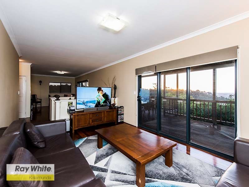 5 Jaraba Avenue, Gooseberry Hill WA 6076