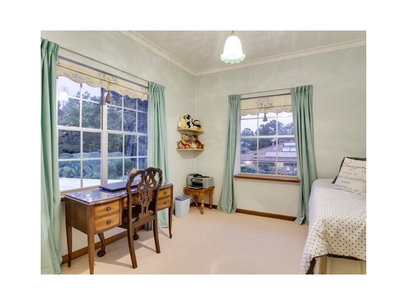 68 George Road, Lesmurdie WA 6076