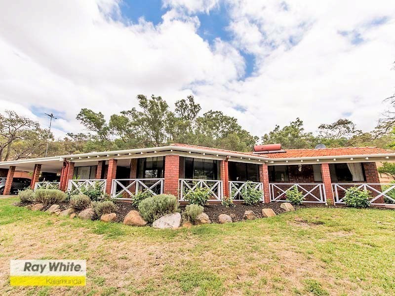 43 Scott Road, Kelmscott WA 6111