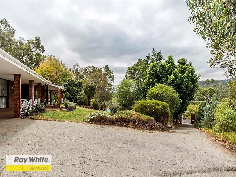 43 Scott Road, Kelmscott WA 6111