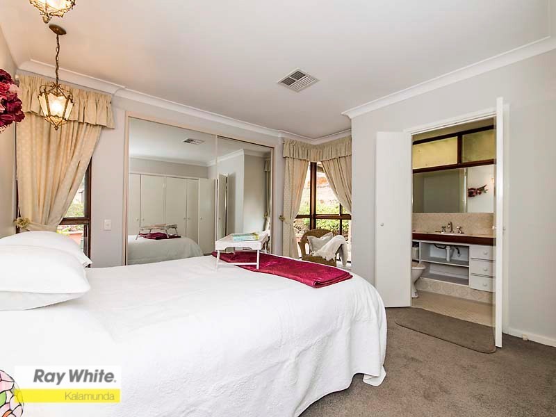 43 Scott Road, Kelmscott WA 6111