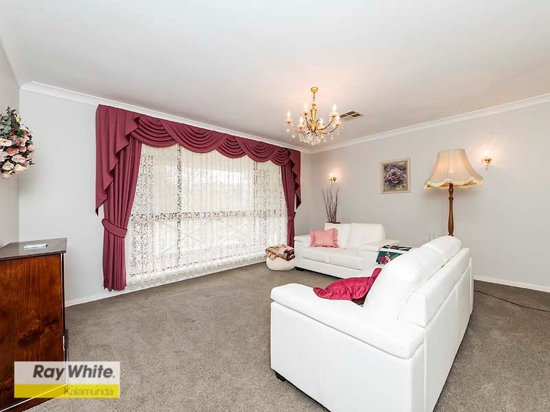 43 Scott Road, Kelmscott WA 6111