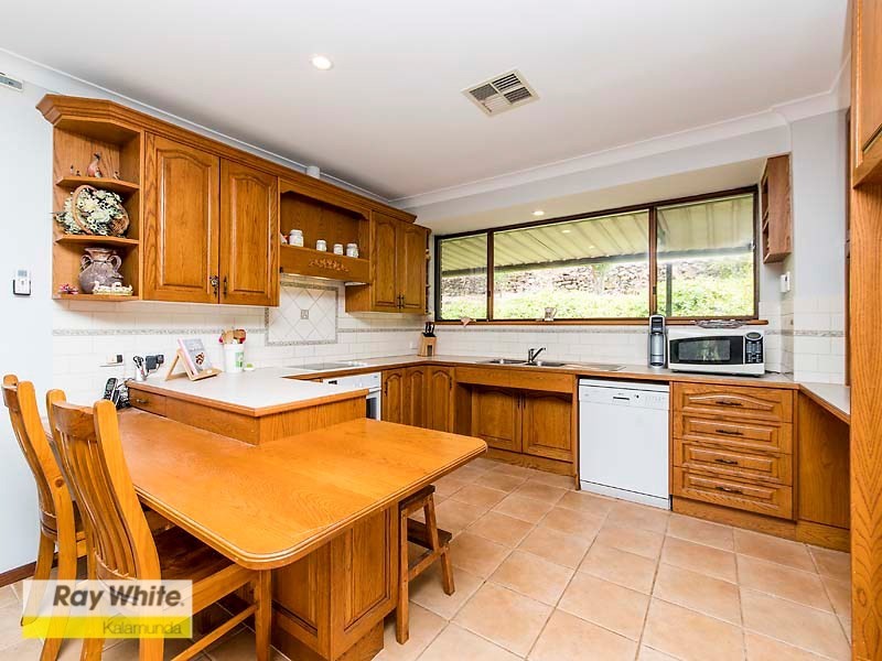 43 Scott Road, Kelmscott WA 6111