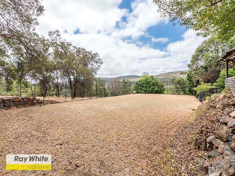 43 Scott Road, Kelmscott WA 6111