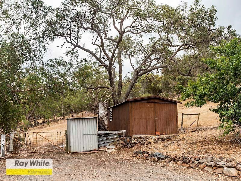 43 Scott Road, Kelmscott WA 6111