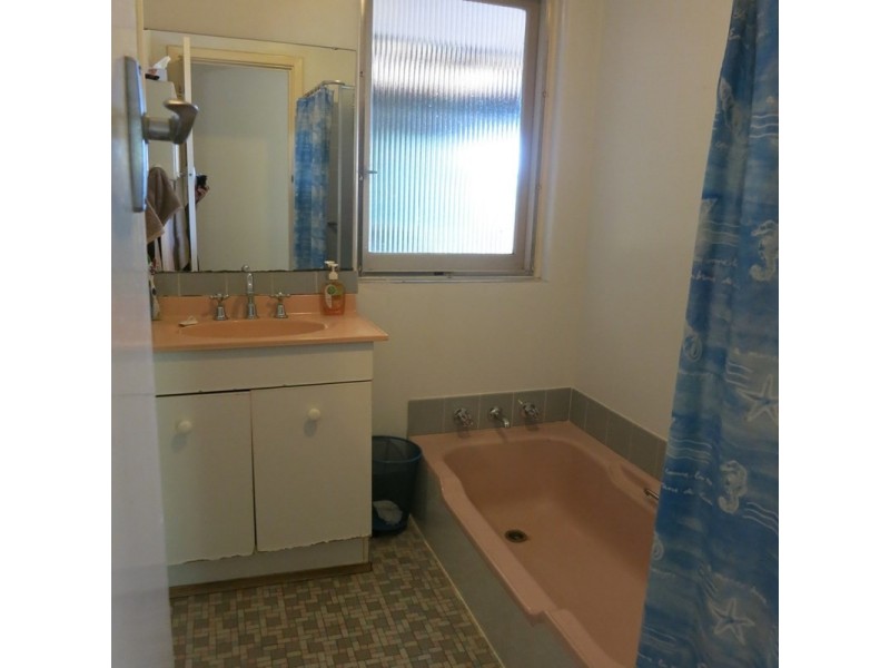 128 Canning Road, Kalamunda WA 6076