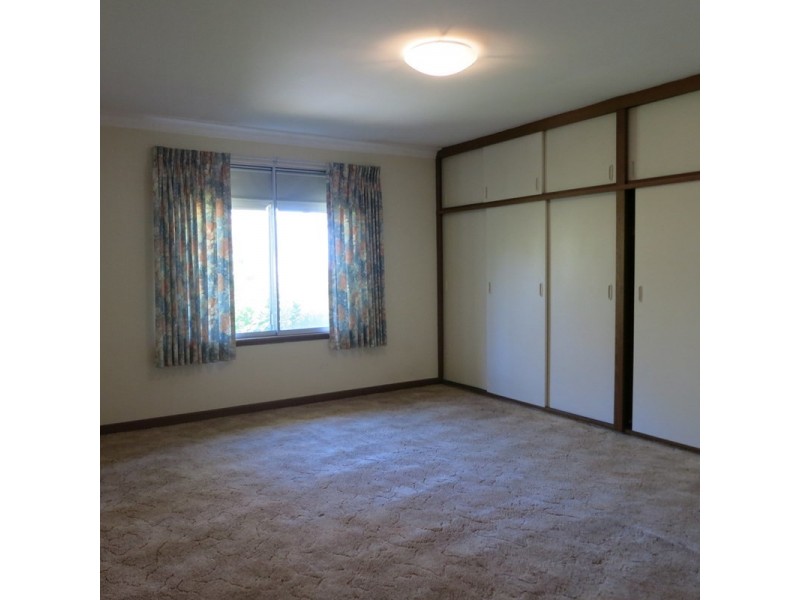 18 Gooseberry Hill Road, Gooseberry Hill WA 6076