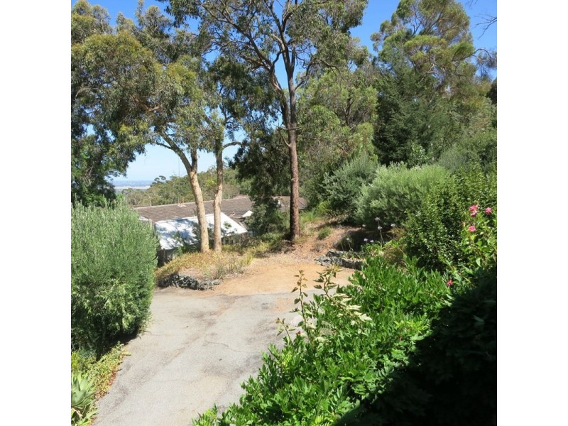 18 Gooseberry Hill Road, Gooseberry Hill WA 6076