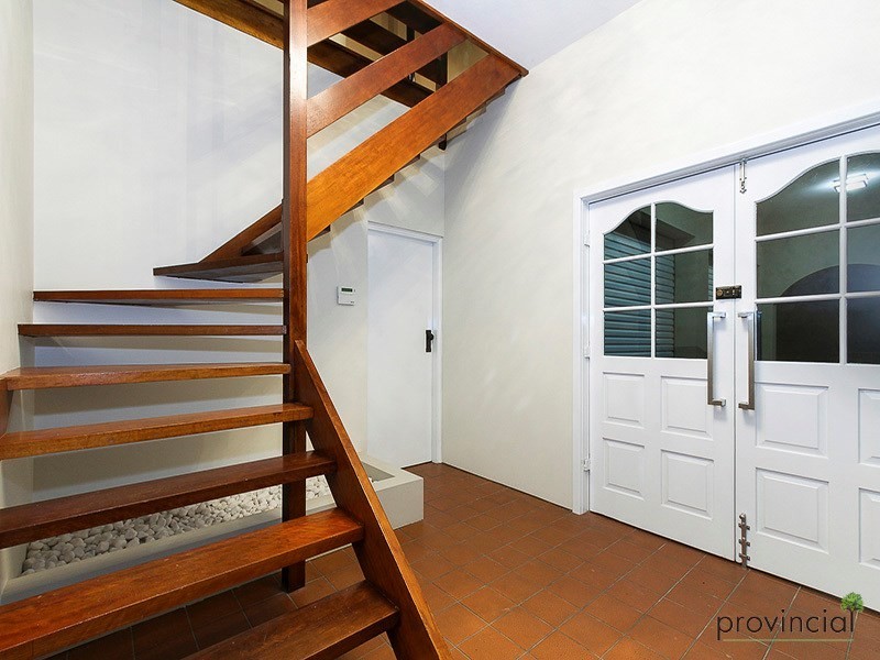 2 The Corkscrew, Gooseberry Hill WA 6076