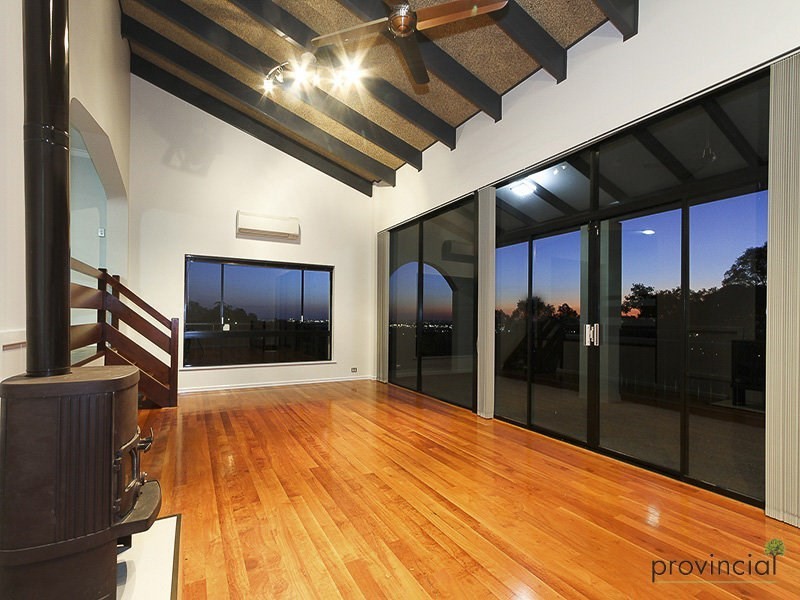 2 The Corkscrew, Gooseberry Hill WA 6076
