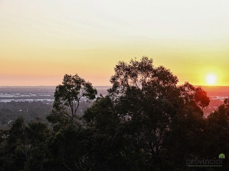 2 The Corkscrew, Gooseberry Hill WA 6076