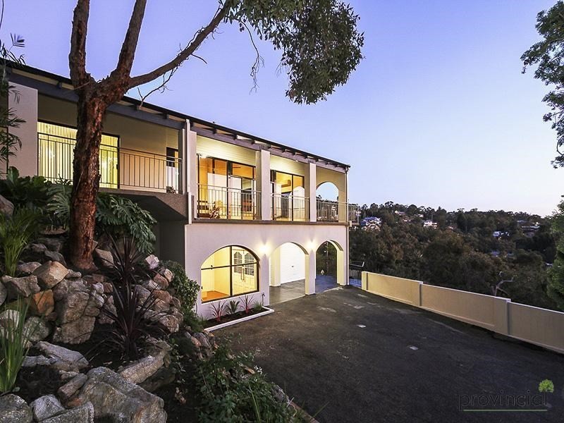 2 The Corkscrew, Gooseberry Hill WA 6076