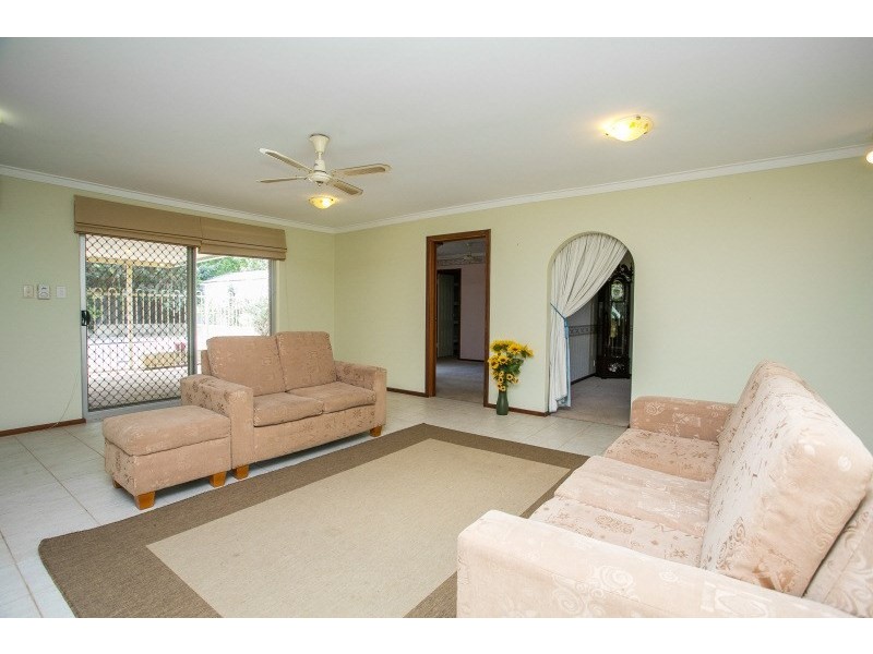 38 Recreation Road, Kalamunda WA 6076