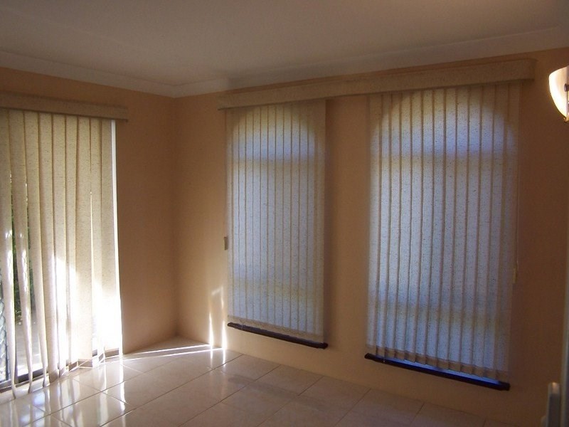 8 Sisely Road, Gooseberry Hill WA 6076