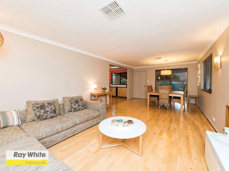 39 Coral Road, Kalamunda WA 6076