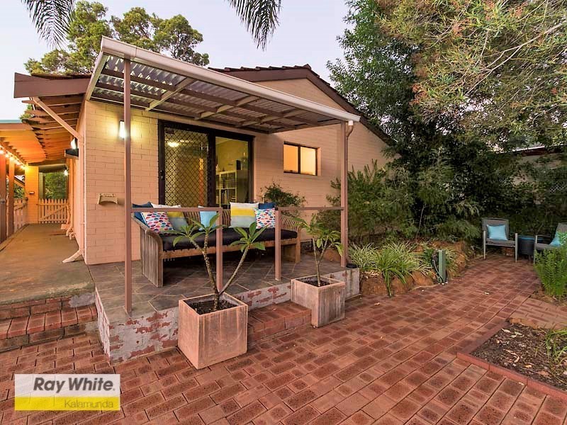 39 Coral Road, Kalamunda WA 6076