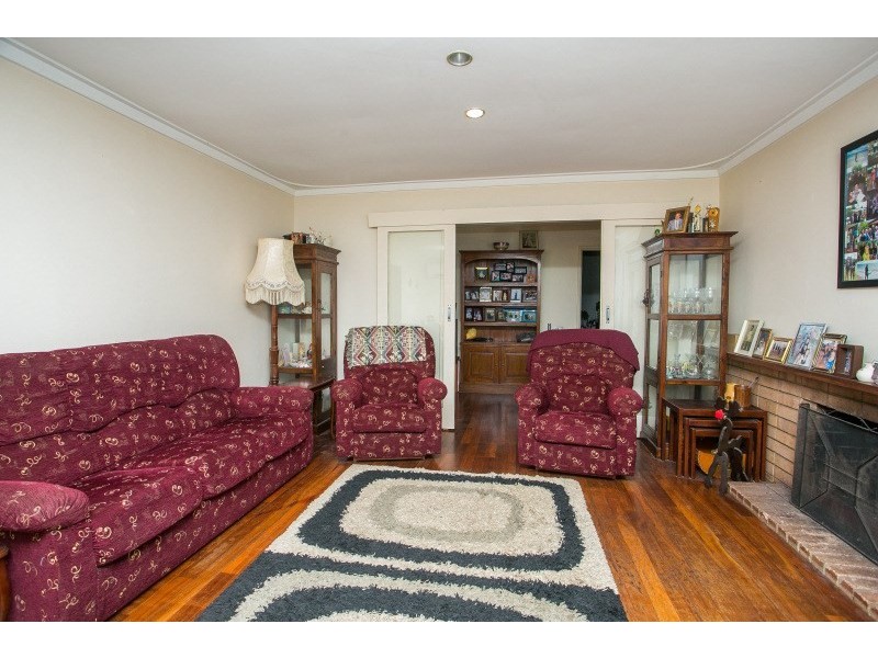 14 Traylen Road, Kalamunda WA 6076