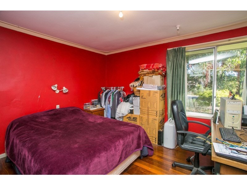 14 Traylen Road, Kalamunda WA 6076