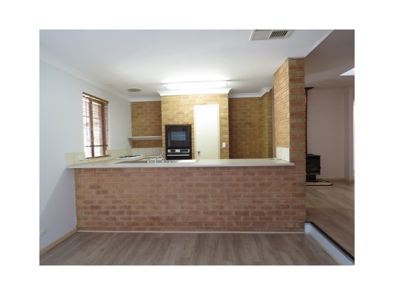 48 Sorensen Road, High Wycombe WA 6057